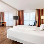 Nh Muenchen Ost Conference 호텔 *