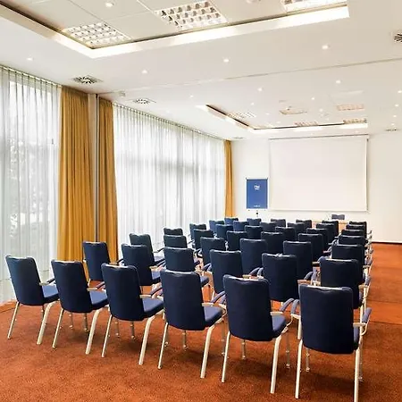 ホテル Nh Muenchen Ost Conference