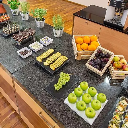 Nh Muenchen Ost Conference